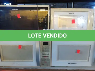LOTE 077 - 04 MICRO-ONDAS COM PRATOS. (NO ESTADO) ATENÇÃO! FAZER A VISITAÇÃO ANTES DE ARREMATAR, NÃO SABEMOS SE FUNCIONA. LEILÃO NÃO TEM GARANTIA E NEM DEVOLUÇÃO, SUJEITO A POSSÍVEIS AVARIAS VISÍVEIS/OCULTAS E/OU AUSÊNCIA DE COMPONENTES.