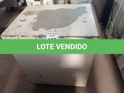 LOTE 435 - 01 FREEZER HORIZONTAL C/TAMPA MARCA METALFRIO. (NO ESTADO) ATENÇÃO! FAZER A VISITAÇÃO ANTES DE ARREMATAR, NÃO SABEMOS SE FUNCIONA. LEILÃO NÃO TEM GARANTIA E NEM DEVOLUÇÃO, SUJEITO A POSSÍVEIS AVARIAS VISÍVEIS/OCULTAS E/OU AUSÊNCIA DE COMPONENTES.
