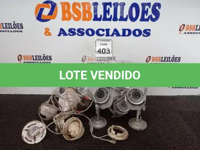 LOTE 403 - 01 LOTE C/VÁRIAS CÂMERAS DE SEGURANÇA MARCAS E MODELOS DIVERSOS. (NO ESTADO) ATENÇÃO! FAZER A VISITAÇÃO ANTES DE ARREMATAR, NÃO SABEMOS SE FUNCIONA. LEILÃO NÃO TEM GARANTIA E NEM DEVOLUÇÃO, SUJEITO A POSSÍVEIS AVARIAS VISÍVEIS/OCULTAS E/OU AUSÊNCIA DE COMPONENTES.