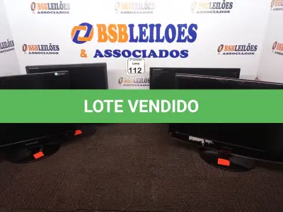 LOTE 112 - 04 MONITORES LCD MARCAS E MODELOS DIVERSOS. (NO ESTADO) ATENÇÃO! FAZER A VISITAÇÃO ANTES DE ARREMATAR, NÃO SABEMOS SE FUNCIONA. LEILÃO NÃO TEM GARANTIA E NEM DEVOLUÇÃO, SUJEITO A POSSÍVEIS AVARIAS VISÍVEIS/OCULTAS E/OU AUSÊNCIA DE COMPONENTES.
