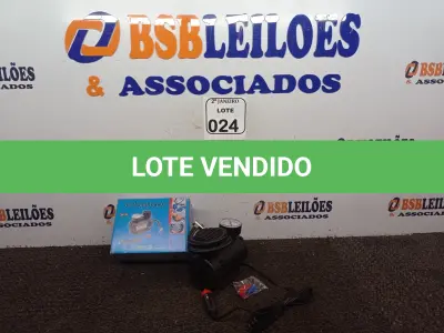 LOTE 024 - 01 MINI COMPRESSOR DE AR VEICULAR DC12V. (NO ESTADO) ATENÇÃO! FAZER A VISITAÇÃO ANTES DE ARREMATAR, NÃO SABEMOS SE FUNCIONA. LEILÃO NÃO TEM GARANTIA E NEM DEVOLUÇÃO, SUJEITO A POSSÍVEIS AVARIAS VISÍVEIS/OCULTAS E/OU AUSÊNCIA DE COMPONENTES.