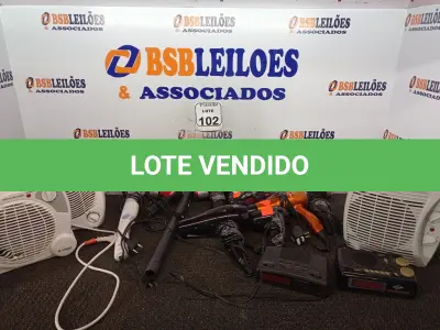 LOTE 102 - 03 AQUECEDORES MARCAS E MODELOS DIVERSOS. (NO ESTADO) ATENÇÃO! FAZER A VISITAÇÃO ANTES DE ARREMATAR, NÃO SABEMOS SE FUNCIONA. LEILÃO NÃO TEM GARANTIA E NEM DEVOLUÇÃO, SUJEITO A POSSÍVEIS AVARIAS VISÍVEIS/OCULTAS E/OU AUSÊNCIA DE COMPONENTES.