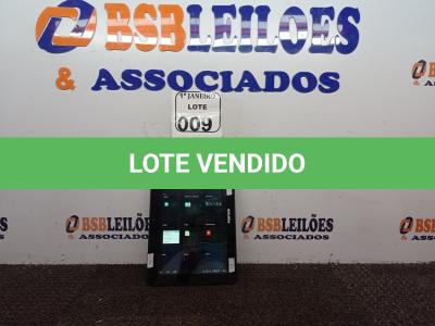 LOTE 009 - 01 TABLET MARCA POSITIVO C/CARREGADOR. (NO ESTADO) ATENÇÃO! FAZER A VISITAÇÃO ANTES DE ARREMATAR, NÃO SABEMOS SE FUNCIONA. LEILÃO NÃO TEM GARANTIA E NEM DEVOLUÇÃO, SUJEITO A POSSÍVEIS AVARIAS VISÍVEIS/OCULTAS E/OU AUSÊNCIA DE COMPONENTES.