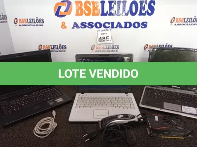 LOTE 485 - 01PLACA DE VIDE, 01 MÁQUINA DE CORTAR CABELO E 03 NOTEBOOKS MARCAS E MODELS DIVERSOS. (NO ESTADO) ATENÇÃO! FAZER A VISITAÇÃO ANTES DE ARREMATAR, NÃO SABEMOS SE FUNCIONA. LEILÃO NÃO TEM GARANTIA E NEM DEVOLUÇÃO, SUJEITO A POSSÍVEIS AVARIAS VISÍVEIS/OCULTAS E/OU AUSÊNCIA DE COMPONENTES.
