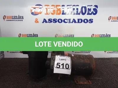 LOTE 510 - 01 MOTOR DE INDUÇÃO GAIOLA COM PRÉ FILTRO E TERMÓSTATO. (NO ESTADO) ATENÇÃO! FAZER A VISITAÇÃO ANTES DE ARREMATAR, NÃO SABEMOS SE FUNCIONA. LEILÃO NÃO TEM GARANTIA E NEM DEVOLUÇÃO, SUJEITO A POSSÍVEIS AVARIAS VISÍVEIS/OCULTAS E/OU AUSÊNCIA DE COMPONENTES.