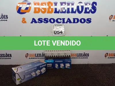 LOTE 054 - 01 LOTE C/VÁRIOS MINI DISJUNTORES MARCAS E MODELOS DIVERSOS(NOVO). (NO ESTADO) ATENÇÃO! FAZER A VISITAÇÃO ANTES DE ARREMATAR, NÃO SABEMOS SE FUNCIONA. LEILÃO NÃO TEM GARANTIA E NEM DEVOLUÇÃO, SUJEITO A POSSÍVEIS AVARIAS VISÍVEIS/OCULTAS E/OU AUSÊNCIA DE COMPONENTES.