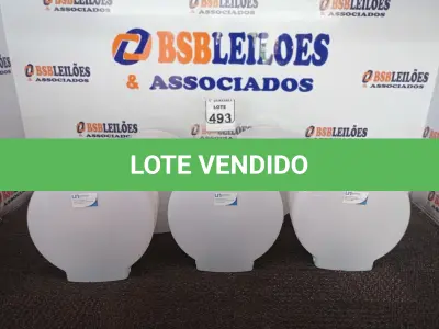 LOTE 493 - 05 PORTAS DE DISPENSERS DE PAPEL. (NO ESTADO) ATENÇÃO! FAZER A VISITAÇÃO ANTES DE ARREMATAR, NÃO SABEMOS SE FUNCIONA. LEILÃO NÃO TEM GARANTIA E NEM DEVOLUÇÃO, SUJEITO A POSSÍVEIS AVARIAS VISÍVEIS/OCULTAS E/OU AUSÊNCIA DE COMPONENTES.