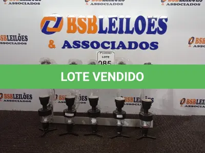 LOTE 085 - 05 DOSADORES DE BEBIDAS. (NO ESTADO) ATENÇÃO! FAZER A VISITAÇÃO ANTES DE ARREMATAR, NÃO SABEMOS SE FUNCIONA. LEILÃO NÃO TEM GARANTIA E NEM DEVOLUÇÃO, SUJEITO A POSSÍVEIS AVARIAS VISÍVEIS/OCULTAS E/OU AUSÊNCIA DE COMPONENTES.