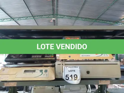 LOTE 519 - 01 CAIXA REGISTRADORA, 03 BALANÇAS MARCAS E MODELOS DIVERSOS E 01 LEITOR DE CÓDIGO DE BARRAS MARCA ELGIN. (NO ESTADO) ATENÇÃO! FAZER A VISITAÇÃO ANTES DE ARREMATAR, NÃO SABEMOS SE FUNCIONA. LEILÃO NÃO TEM GARANTIA E NEM DEVOLUÇÃO, SUJEITO A POSSÍVEIS AVARIAS VISÍVEIS/OCULTAS E/OU AUSÊNCIA DE COMPONENTES.