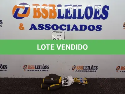LOTE 034 - 06 CHAVES PHILIPS TAMANHOS DIVERSOS. (NO ESTADO) ATENÇÃO! FAZER A VISITAÇÃO ANTES DE ARREMATAR, NÃO SABEMOS SE FUNCIONA. LEILÃO NÃO TEM GARANTIA E NEM DEVOLUÇÃO, SUJEITO A POSSÍVEIS AVARIAS VISÍVEIS/OCULTAS E/OU AUSÊNCIA DE COMPONENTES.