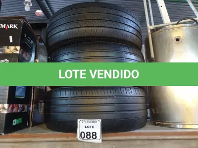 LOTE 088 - 03 PNEUS 215-50-17” USADOS. (NO ESTADO) ATENÇÃO! FAZER A VISITAÇÃO ANTES DE ARREMATAR, NÃO SABEMOS SE FUNCIONA. LEILÃO NÃO TEM GARANTIA E NEM DEVOLUÇÃO, SUJEITO A POSSÍVEIS AVARIAS VISÍVEIS/OCULTAS E/OU AUSÊNCIA DE COMPONENTES.