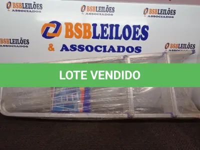 LOTE 143 - 01 ESCADA EM ALUMÍNIO LINEAR 3 DEGRAUS. (NO ESTADO) ATENÇÃO! FAZER A VISITAÇÃO ANTES DE ARREMATAR, NÃO SABEMOS SE FUNCIONA. LEILÃO NÃO TEM GARANTIA E NEM DEVOLUÇÃO, SUJEITO A POSSÍVEIS AVARIAS VISÍVEIS/OCULTAS E/OU AUSÊNCIA DE COMPONENTES.