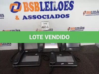 LOTE 486 - 05 APARELHOS TELEFÔNICOS TELA TOUCH MARCA GRANDSTREAM INCOMPLETO. (NO ESTADO) ATENÇÃO! FAZER A VISITAÇÃO ANTES DE ARREMATAR, NÃO SABEMOS SE FUNCIONA. LEILÃO NÃO TEM GARANTIA E NEM DEVOLUÇÃO, SUJEITO A POSSÍVEIS AVARIAS VISÍVEIS/OCULTAS E/OU AUSÊNCIA DE COMPONENTES.