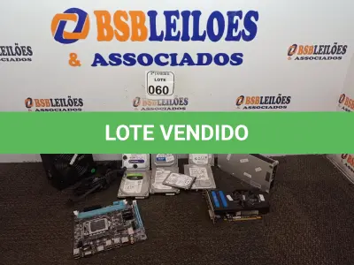 LOTE 060 - 08 HD’S DIVERSOS, 01 PLACA MÃE, 01 FONTE P/ COMPUTADOR E 01 PLACA DE VÍDEO. (NO ESTADO) ATENÇÃO! FAZER A VISITAÇÃO ANTES DE ARREMATAR, NÃO SABEMOS SE FUNCIONA. LEILÃO NÃO TEM GARANTIA E NEM DEVOLUÇÃO, SUJEITO A POSSÍVEIS AVARIAS VISÍVEIS/OCULTAS E/OU AUSÊNCIA DE COMPONENTES.