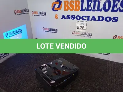 LOTE 528 - 01 PROJETOR MULTIMÍDIA BENQ. (NO ESTADO) ATENÇÃO! FAZER A VISITAÇÃO ANTES DE ARREMATAR, NÃO SABEMOS SE FUNCIONA. LEILÃO NÃO TEM GARANTIA E NEM DEVOLUÇÃO, SUJEITO A POSSÍVEIS AVARIAS VISÍVEIS/OCULTAS E/OU AUSÊNCIA DE COMPONENTES.