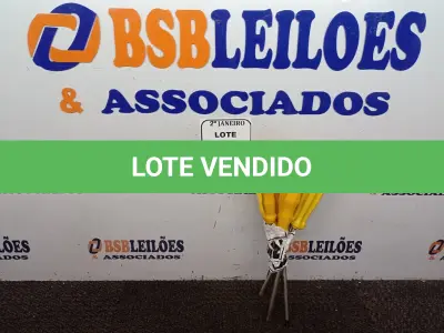 LOTE 017 - 07 CHAVES PHILIPS TAMANHOS DIVERSOS. (NO ESTADO) ATENÇÃO! FAZER A VISITAÇÃO ANTES DE ARREMATAR, NÃO SABEMOS SE FUNCIONA. LEILÃO NÃO TEM GARANTIA E NEM DEVOLUÇÃO, SUJEITO A POSSÍVEIS AVARIAS VISÍVEIS/OCULTAS E/OU AUSÊNCIA DE COMPONENTES.