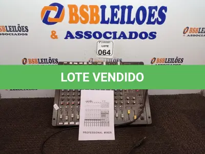 LOTE 064 - 01 MESA DE SOM 12 CANAIS MARCA WATTSOM MODELO; AMBW 12 EFP (NO ESTADO) ATENÇÃO! FAZER A VISITAÇÃO ANTES DE ARREMATAR, NÃO SABEMOS SE FUNCIONA. LEILÃO NÃO TEM GARANTIA E NEM DEVOLUÇÃO, SUJEITO A POSSÍVEIS AVARIAS VISÍVEIS/OCULTAS E/OU AUSÊNCIA DE COMPONENTES.