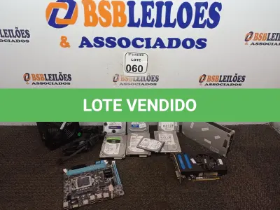 LOTE 060 - 08 HD’S DIVERSOS, 01 PLACA MÃE, 01 FONTE P/ COMPUTADOR E 01 PLACA DE VÍDEO. (NO ESTADO) ATENÇÃO! FAZER A VISITAÇÃO ANTES DE ARREMATAR, NÃO SABEMOS SE FUNCIONA. LEILÃO NÃO TEM GARANTIA E NEM DEVOLUÇÃO, SUJEITO A POSSÍVEIS AVARIAS VISÍVEIS/OCULTAS E/OU AUSÊNCIA DE COMPONENTES.