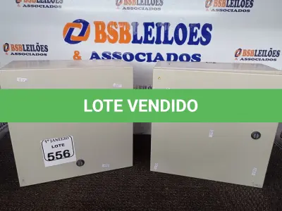 LOTE 556 - 02 QUADROS DE DISTRIBUIÇÃO ELÉTRICA DE FERRO. (NO ESTADO) ATENÇÃO! FAZER A VISITAÇÃO ANTES DE ARREMATAR, NÃO SABEMOS SE FUNCIONA. LEILÃO NÃO TEM GARANTIA E NEM DEVOLUÇÃO, SUJEITO A POSSÍVEIS AVARIAS VISÍVEIS/OCULTAS E/OU AUSÊNCIA DE COMPONENTES.