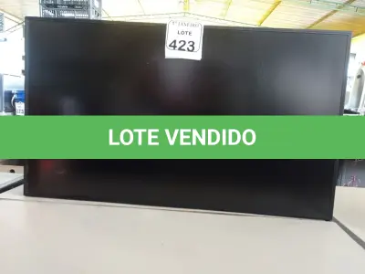 LOTE 423 - 01 MONITOR P/CÂMERA DE SEGURANÇA MARCA SAMSUNG. (NO ESTADO) ATENÇÃO! FAZER A VISITAÇÃO ANTES DE ARREMATAR, NÃO SABEMOS SE FUNCIONA. LEILÃO NÃO TEM GARANTIA E NEM DEVOLUÇÃO, SUJEITO A POSSÍVEIS AVARIAS VISÍVEIS/OCULTAS E/OU AUSÊNCIA DE COMPONENTES.