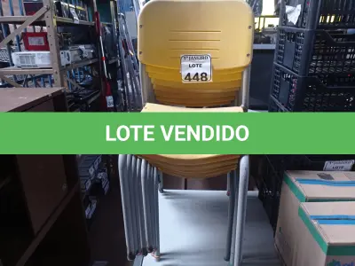 LOTE 448 - 01 LOTE C/APROXIMADAMENTE 10 CADEIRAS INFANTIS NA COR AMARELO. (NO ESTADO) ATENÇÃO! FAZER A VISITAÇÃO ANTES DE ARREMATAR, NÃO SABEMOS SE FUNCIONA. LEILÃO NÃO TEM GARANTIA E NEM DEVOLUÇÃO, SUJEITO A POSSÍVEIS AVARIAS VISÍVEIS/OCULTAS E/OU AUSÊNCIA DE COMPONENTES.
