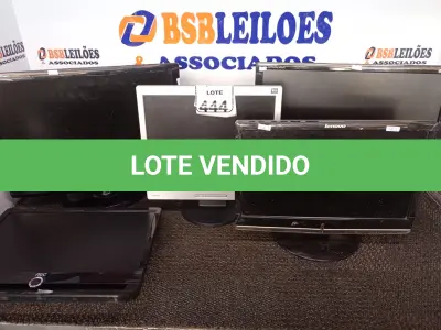 LOTE 444 - 04 MONITORES LCD MARCAS E MODELOS DIVERSOS E 01 ALL IN ONE MARCA AOC P/RETIRADA DE PEÇAS. (NO ESTADO) ATENÇÃO! FAZER A VISITAÇÃO ANTES DE ARREMATAR, NÃO SABEMOS SE FUNCIONA. LEILÃO NÃO TEM GARANTIA E NEM DEVOLUÇÃO, SUJEITO A POSSÍVEIS AVARIAS VISÍVEIS/OCULTAS E/OU AUSÊNCIA DE COMPONENTES.