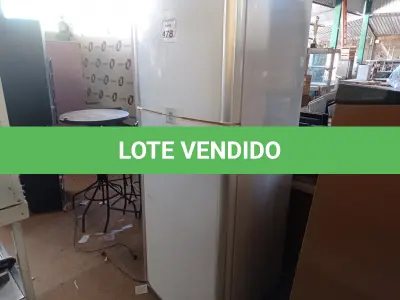 LOTE 478 - 01 GELADEIRA 220V MARCA BRASTEMP. (NO ESTADO) ATENÇÃO! FAZER A VISITAÇÃO ANTES DE ARREMATAR, NÃO SABEMOS SE FUNCIONA. LEILÃO NÃO TEM GARANTIA E NEM DEVOLUÇÃO, SUJEITO A POSSÍVEIS AVARIAS VISÍVEIS/OCULTAS E/OU AUSÊNCIA DE COMPONENTES.