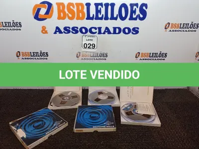 LOTE 029 - 05 FITAS P/GRAVADOR DE ROLOS ANTIGAS. (NO ESTADO) ATENÇÃO! FAZER A VISITAÇÃO ANTES DE ARREMATAR, NÃO SABEMOS SE FUNCIONA. LEILÃO NÃO TEM GARANTIA E NEM DEVOLUÇÃO, SUJEITO A POSSÍVEIS AVARIAS VISÍVEIS/OCULTAS E/OU AUSÊNCIA DE COMPONENTES.