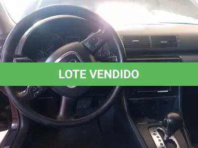 LOTE 310 - AUDI A4 2.0 TFSI 2006, MULTITRONIC, TETO SOLAR, DIFUSOR DE ESCAPAMENTO, RODAS ARO 19 COMANDO DE ESCAPE QUEBRADO. (NO ESTADO)