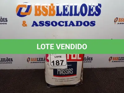 LOTE 187 - 01 MASSA CORRIDA MARCA LUZTOL 20KG (NOVO). (NO ESTADO) ATENÇÃO! FAZER A VISITAÇÃO ANTES DE ARREMATAR, NÃO SABEMOS SE FUNCIONA. LEILÃO NÃO TEM GARANTIA E NEM DEVOLUÇÃO, SUJEITO A POSSÍVEIS AVARIAS VISÍVEIS/OCULTAS E/OU AUSÊNCIA DE COMPONENTES.