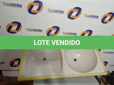 LOTE 169 - 01 TANQUE DE FIBRA 100X51CM. (NO ESTADO) ATENÇÃO! FAZER A VISITAÇÃO ANTES DE ARREMATAR, NÃO SABEMOS SE FUNCIONA. LEILÃO NÃO TEM GARANTIA E NEM DEVOLUÇÃO, SUJEITO A POSSÍVEIS AVARIAS VISÍVEIS/OCULTAS E/OU AUSÊNCIA DE COMPONENTES.