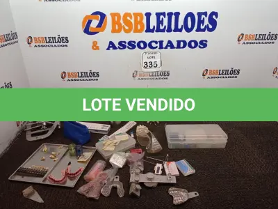 LOTE 335 - 01 LOTE C/ INSTRUMENTOS PARA ODONTOLOGIA. (NO ESTADO) ATENÇÃO! FAZER A VISITAÇÃO ANTES DE ARREMATAR, NÃO SABEMOS SE FUNCIONA. LEILÃO NÃO TEM GARANTIA E NEM DEVOLUÇÃO, SUJEITO A POSSÍVEIS AVARIAS VISÍVEIS/OCULTAS E/OU AUSÊNCIA DE COMPONENTES.