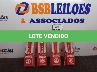 LOTE 208 - 04 MICROFONES SEMI PROFISSIONAL. (NO ESTADO) ATENÇÃO! FAZER A VISITAÇÃO ANTES DE ARREMATAR, NÃO SABEMOS SE FUNCIONA. LEILÃO NÃO TEM GARANTIA E NEM DEVOLUÇÃO, SUJEITO A POSSÍVEIS AVARIAS VISÍVEIS/OCULTAS E/OU AUSÊNCIA DE COMPONENTES.