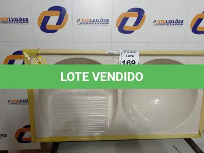 LOTE 169 - 01 TANQUE DE FIBRA 100X51CM. (NO ESTADO) ATENÇÃO! FAZER A VISITAÇÃO ANTES DE ARREMATAR, NÃO SABEMOS SE FUNCIONA. LEILÃO NÃO TEM GARANTIA E NEM DEVOLUÇÃO, SUJEITO A POSSÍVEIS AVARIAS VISÍVEIS/OCULTAS E/OU AUSÊNCIA DE COMPONENTES.