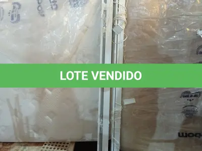 LOTE 424 - 02 PERSIANAS. (NO ESTADO) ATENÇÃO! FAZER A VISITAÇÃO ANTES DE ARREMATAR, NÃO SABEMOS SE FUNCIONA. LEILÃO NÃO TEM GARANTIA E NEM DEVOLUÇÃO, SUJEITO A POSSÍVEIS AVARIAS VISÍVEIS/OCULTAS E/OU AUSÊNCIA DE COMPONENTES.