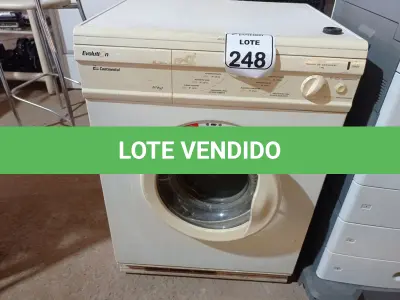 LOTE 248 - 01 MÁQUINA DE LAVAR ROUPAS EVOLUTION. (NO ESTADO) ATENÇÃO! FAZER A VISITAÇÃO ANTES DE ARREMATAR, NÃO SABEMOS SE FUNCIONA. LEILÃO NÃO TEM GARANTIA E NEM DEVOLUÇÃO, SUJEITO A POSSÍVEIS AVARIAS VISÍVEIS/OCULTAS E/OU AUSÊNCIA DE COMPONENTES.