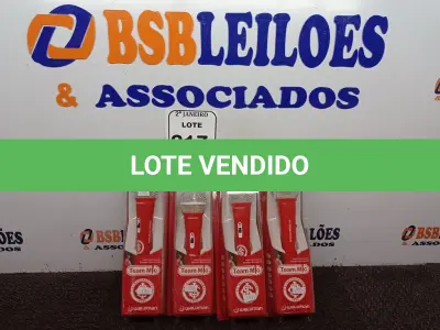LOTE 217 - 04 MICROFONES SEMI PROFISSIONAL. (NO ESTADO) ATENÇÃO! FAZER A VISITAÇÃO ANTES DE ARREMATAR, NÃO SABEMOS SE FUNCIONA. LEILÃO NÃO TEM GARANTIA E NEM DEVOLUÇÃO, SUJEITO A POSSÍVEIS AVARIAS VISÍVEIS/OCULTAS E/OU AUSÊNCIA DE COMPONENTES.