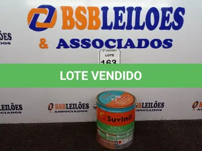 LOTE 163 - 01 LATA DE TINTA SUVINIL ESMALTE PREMIUM INTERIOR/EXTERIOR 3,6L NA COR VERMELHO BRILHANTE. (NO ESTADO) ATENÇÃO! FAZER A VISITAÇÃO ANTES DE ARREMATAR, NÃO SABEMOS SE FUNCIONA. LEILÃO NÃO TEM GARANTIA E NEM DEVOLUÇÃO, SUJEITO A POSSÍVEIS AVARIAS VISÍVEIS/OCULTAS E/OU AUSÊNCIA DE COMPONENTES.