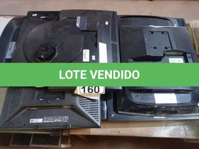 LOTE 160 - 11 MONITORES MARCAS E MODELOS DIVERSOS P/RETIRADA DE PEÇAS. (TODOS S/PÉ). (NO ESTADO) ATENÇÃO! FAZER A VISITAÇÃO ANTES DE ARREMATAR, NÃO SABEMOS SE FUNCIONA. LEILÃO NÃO TEM GARANTIA E NEM DEVOLUÇÃO, SUJEITO A POSSÍVEIS AVARIAS VISÍVEIS/OCULTAS E/OU AUSÊNCIA DE COMPONENTES.