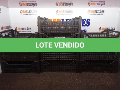 LOTE 140 - 10 CESTOS EM PLÁSTICO. (NO ESTADO) ATENÇÃO! FAZER A VISITAÇÃO ANTES DE ARREMATAR, NÃO SABEMOS SE FUNCIONA. LEILÃO NÃO TEM GARANTIA E NEM DEVOLUÇÃO, SUJEITO A POSSÍVEIS AVARIAS VISÍVEIS/OCULTAS E/OU AUSÊNCIA DE COMPONENTES.