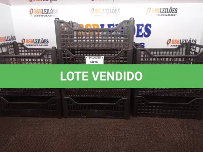 LOTE 110 - 10 CESTOS EM PLÁSTICO. (NO ESTADO) ATENÇÃO! FAZER A VISITAÇÃO ANTES DE ARREMATAR, NÃO SABEMOS SE FUNCIONA. LEILÃO NÃO TEM GARANTIA E NEM DEVOLUÇÃO, SUJEITO A POSSÍVEIS AVARIAS VISÍVEIS/OCULTAS E/OU AUSÊNCIA DE COMPONENTES.
