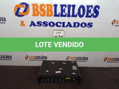 LOTE 071 - 01 SISTEMA DE MICROFONE AUTOMÁTICO SHURE, MODELO M367. (NO ESTADO) ATENÇÃO! FAZER A VISITAÇÃO ANTES DE ARREMATAR, NÃO SABEMOS SE FUNCIONA. LEILÃO NÃO TEM GARANTIA E NEM DEVOLUÇÃO, SUJEITO A POSSÍVEIS AVARIAS VISÍVEIS/OCULTAS E/OU AUSÊNCIA DE COMPONENTES.