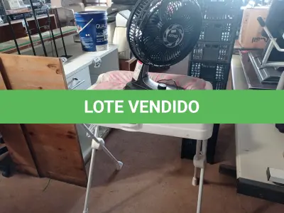 LOTE 222 - 01 TROCADOR PARA BEBÊ E 01 VENTILADOR. (NO ESTADO) ATENÇÃO! FAZER A VISITAÇÃO ANTES DE ARREMATAR, NÃO SABEMOS SE FUNCIONA. LEILÃO NÃO TEM GARANTIA E NEM DEVOLUÇÃO, SUJEITO A POSSÍVEIS AVARIAS VISÍVEIS/OCULTAS E/OU AUSÊNCIA DE COMPONENTES.