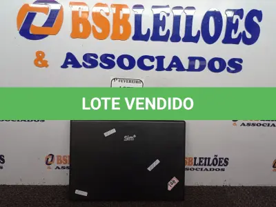 LOTE 011 - 01 NOTEBOOK SEM FONTE MODELO SIM 204DMTELA LED 14’’. (NO ESTADO) ATENÇÃO! FAZER A VISITAÇÃO ANTES DE ARREMATAR, NÃO SABEMOS SE FUNCIONA. LEILÃO NÃO TEM GARANTIA E NEM DEVOLUÇÃO, SUJEITO A POSSÍVEIS AVARIAS VISÍVEIS/OCULTAS E/OU AUSÊNCIA DE COMPONENTES.