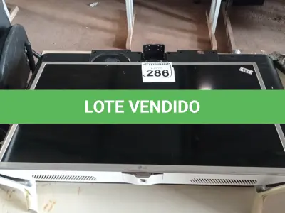 LOTE 286 - 02 TV’S PARA RETIRADA DE PEÇAS. (NO ESTADO) ATENÇÃO! FAZER A VISITAÇÃO ANTES DE ARREMATAR, NÃO SABEMOS SE FUNCIONA. LEILÃO NÃO TEM GARANTIA E NEM DEVOLUÇÃO, SUJEITO A POSSÍVEIS AVARIAS VISÍVEIS/OCULTAS E/OU AUSÊNCIA DE COMPONENTES.