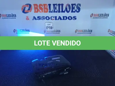 LOTE 059 - 01 PROJETOR MULTIMÍDIA LCD MODELO H369A MARCA EPSON. (NO ESTADO) ATENÇÃO! FAZER A VISITAÇÃO ANTES DE ARREMATAR, NÃO SABEMOS SE FUNCIONA. LEILÃO NÃO TEM GARANTIA E NEM DEVOLUÇÃO, SUJEITO A POSSÍVEIS AVARIAS VISÍVEIS/OCULTAS E/OU AUSÊNCIA DE COMPONENTES.