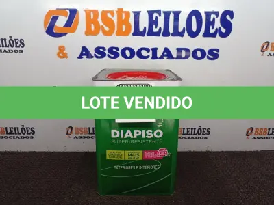 LOTE 082 - 01 LATA DE TINTA IQUINE PREMIUM16/18L NA COR AZUL PROFUNDO. (NOVO) EXTERIORES/INTERIORES. (NO ESTADO) ATENÇÃO! FAZER A VISITAÇÃO ANTES DE ARREMATAR, NÃO SABEMOS SE FUNCIONA. LEILÃO NÃO TEM GARANTIA E NEM DEVOLUÇÃO, SUJEITO A POSSÍVEIS AVARIAS VISÍVEIS/OCULTAS E/OU AUSÊNCIA DE COMPONENTES.