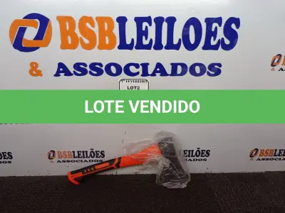 LOTE 044 - 01 MACHADO DESIGN ECONÔMICO DE 800G COM CABO EMBORRACHADO NA COR LARANJA\PRETO. (NO ESTADO) ATENÇÃO! FAZER A VISITAÇÃO ANTES DE ARREMATAR, NÃO SABEMOS SE FUNCIONA. LEILÃO NÃO TEM GARANTIA E NEM DEVOLUÇÃO, SUJEITO A POSSÍVEIS AVARIAS VISÍVEIS/OCULTAS E/OU AUSÊNCIA DE COMPONENTES.