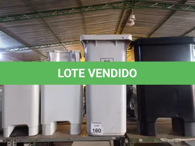 LOTE 160 - 01 LOTE DE LIXEIRAS COM AVARIAS. (NO ESTADO) ATENÇÃO! FAZER A VISITAÇÃO ANTES DE ARREMATAR, NÃO SABEMOS SE FUNCIONA. LEILÃO NÃO TEM GARANTIA E NEM DEVOLUÇÃO, SUJEITO A POSSÍVEIS AVARIAS VISÍVEIS/OCULTAS E/OU AUSÊNCIA DE COMPONENTES.