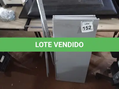 LOTE 152 - 01 ESTANTE DE AÇO DESMONTADA COM 04 PRATELEIRAS. (NOVO) (NO ESTADO) ATENÇÃO! FAZER A VISITAÇÃO ANTES DE ARREMATAR, NÃO SABEMOS SE FUNCIONA. LEILÃO NÃO TEM GARANTIA E NEM DEVOLUÇÃO, SUJEITO A POSSÍVEIS AVARIAS VISÍVEIS/OCULTAS E/OU AUSÊNCIA DE COMPONENTES.